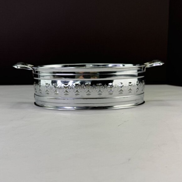 Vintage Oval Metal Filigree Serving Stand With Handles - Picture 1 of 15